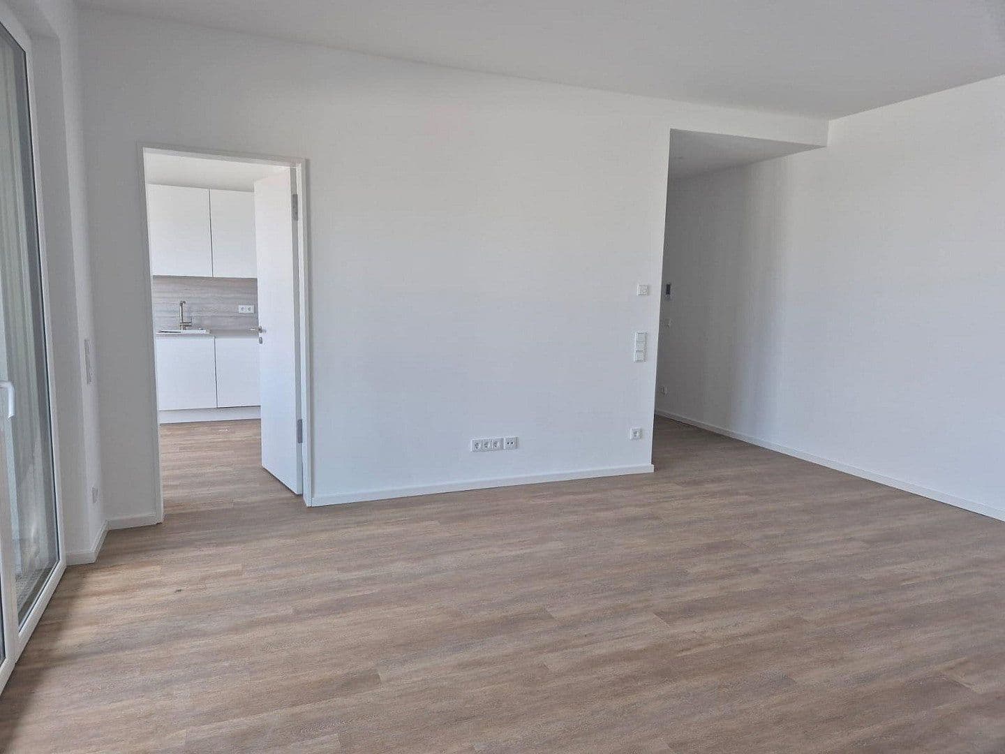 Prenájom bytu 2-izbový 66 m², Von-der-Decken-Str. 16, Hannover, Dolné Sasko Prenájom bytu 2-izbový 66 m², Von-der-Decken-Str. 16, Hannover, Dolné Sasko