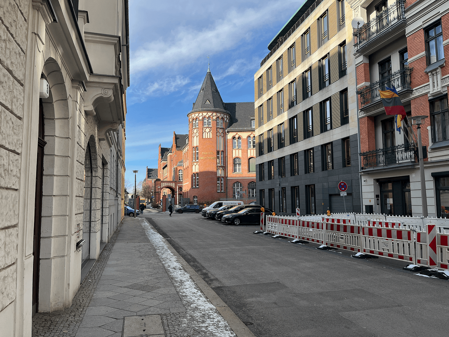 Prenájom bytu 3-izbový 120 m², Berlin, Berlín Prenájom bytu 3-izbový 120 m², Berlin, Berlín
