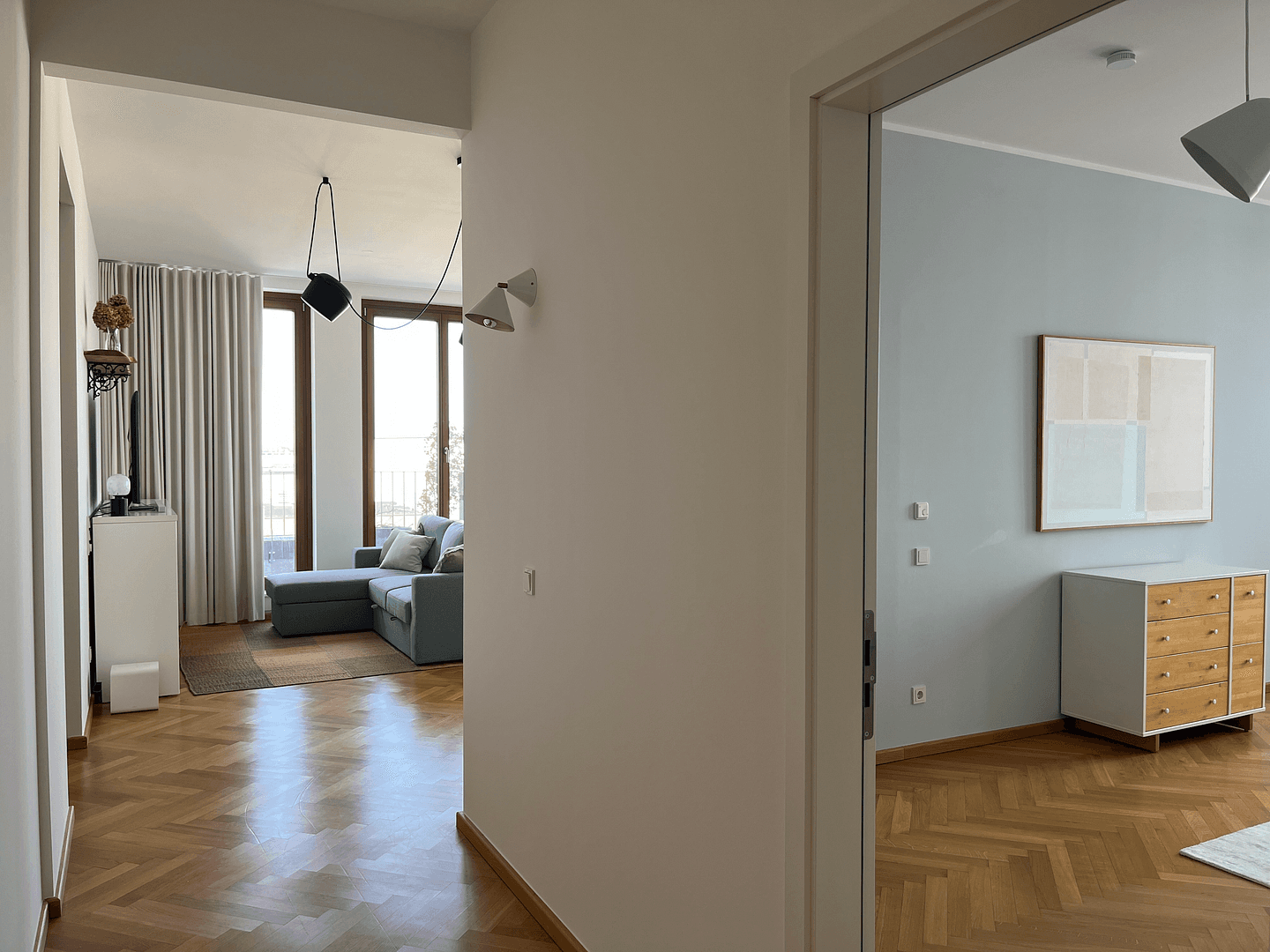 Prenájom bytu 3-izbový 120 m², Berlin, Berlín Prenájom bytu 3-izbový 120 m², Berlin, Berlín