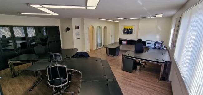 Prenájom kancelárie 70 m², Oederweg 43, Frankfurt am Main, Hesensko Prenájom kancelárie 70 m², Oederweg 43, Frankfurt am Main, Hesensko