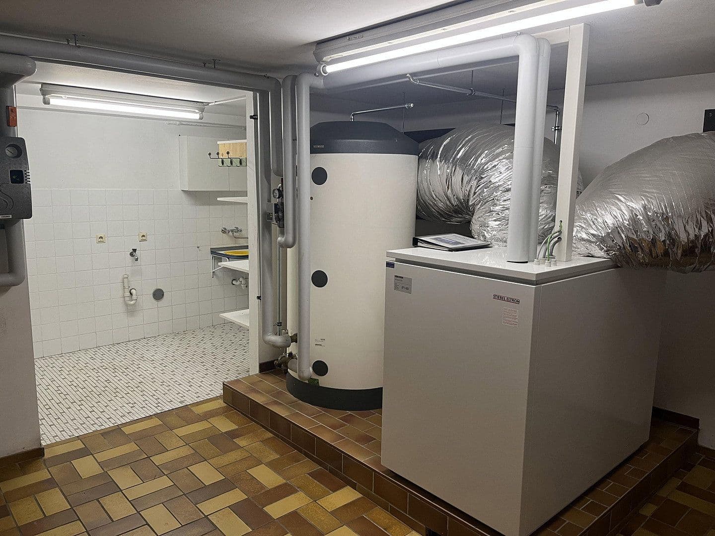 Predaj domu 267 m², pozemek 999 m², Calw, Bádensko-Wurttembersko Predaj domu 267 m², pozemek 999 m², Calw, Bádensko-Wurttembersko