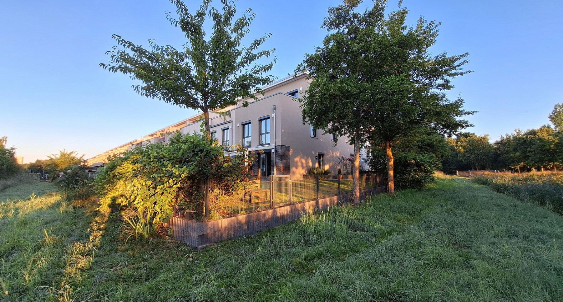 Predaj domu 181 m², pozemek 300 m², Bremen, Brémy Predaj domu 181 m², pozemek 300 m², Bremen, Brémy