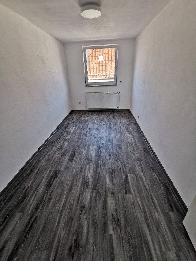 Prenájom bytu 2-izbový 53 m², Mannheim, Bádensko-Wurttembersko Prenájom bytu 2-izbový 53 m², Mannheim, Bádensko-Wurttembersko
