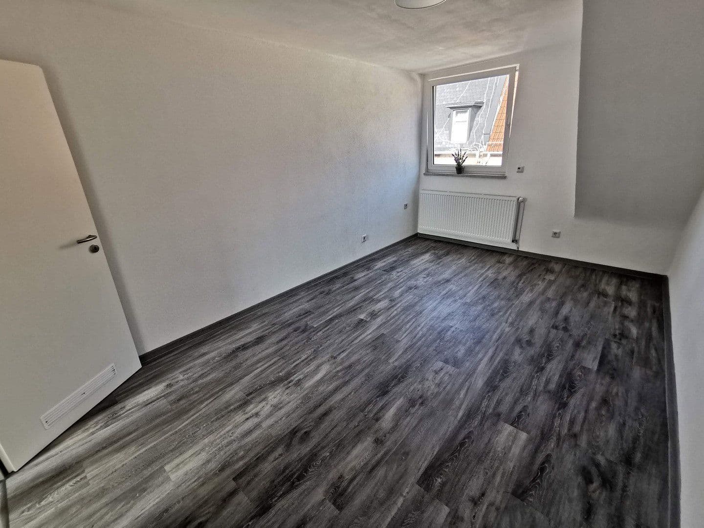 Prenájom bytu 2-izbový 53 m², Mannheim, Bádensko-Wurttembersko Prenájom bytu 2-izbový 53 m², Mannheim, Bádensko-Wurttembersko
