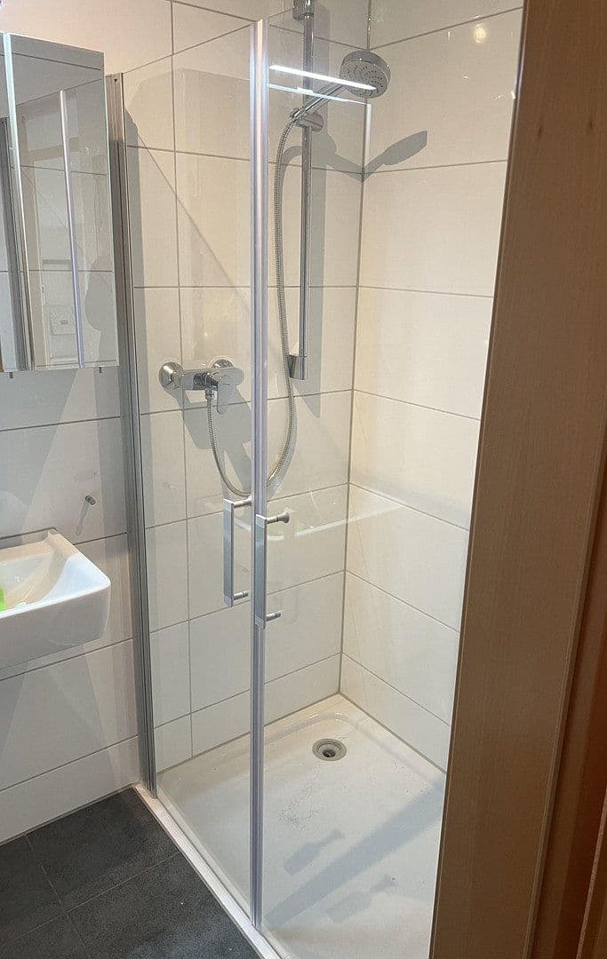 Predaj bytu 2-izbový 95 m², Bergisch Gladbach, Severné Porýnie - Westfálsko Predaj bytu 2-izbový 95 m², Bergisch Gladbach, Severné Porýnie - Westfálsko