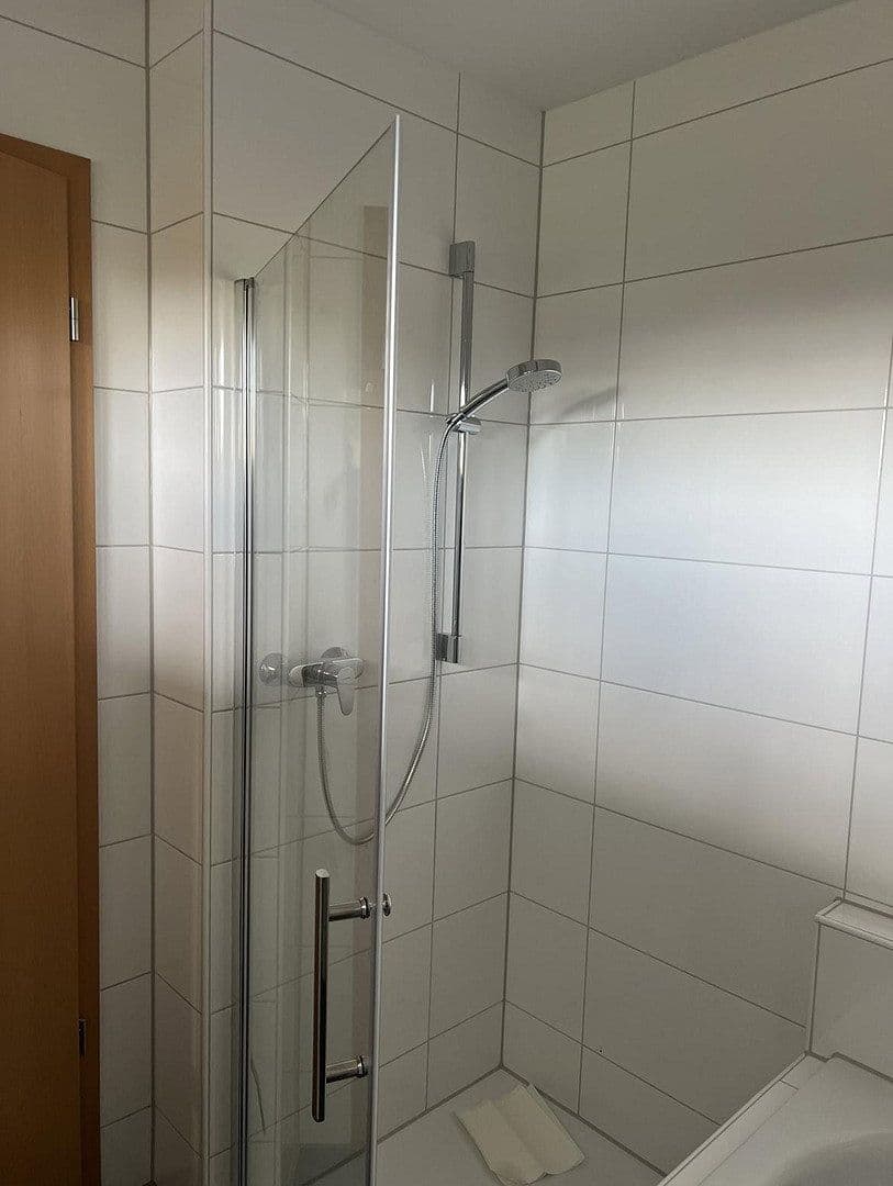 Predaj bytu 2-izbový 95 m², Bergisch Gladbach, Severné Porýnie - Westfálsko Predaj bytu 2-izbový 95 m², Bergisch Gladbach, Severné Porýnie - Westfálsko