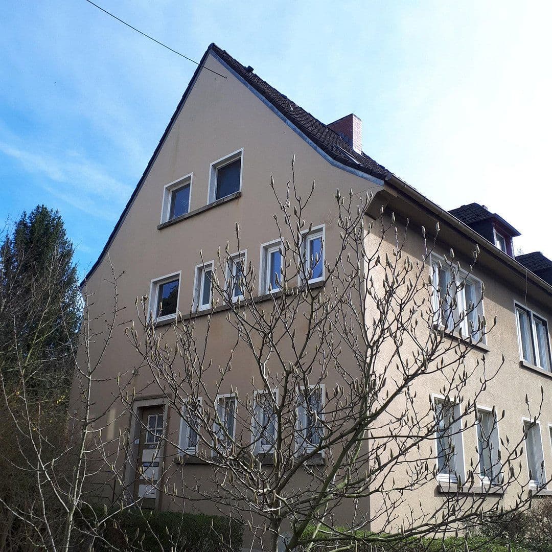 Prenájom bytu 3-izbový 70 m², Kurt-Heintze-Strasse 65, Duisburg, Severné Porýnie - Westfálsko Prenájom bytu 3-izbový 70 m², Kurt-Heintze-Strasse 65, Duisburg, Severné Porýnie - Westfálsko