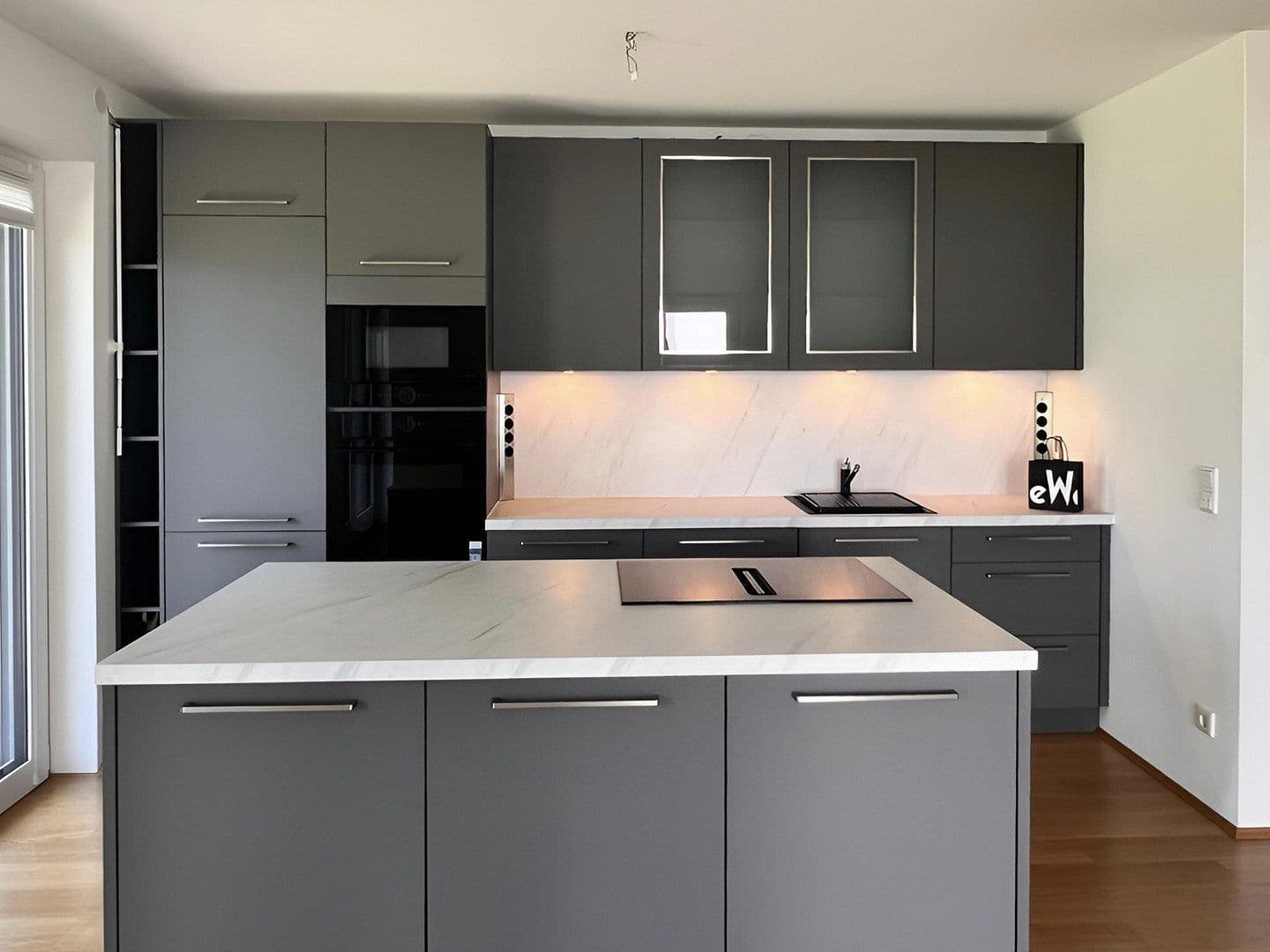 Predaj bytu 3-izbový 94 m², Hohen Neuendorf, Brandenbursko Predaj bytu 3-izbový 94 m², Hohen Neuendorf, Brandenbursko