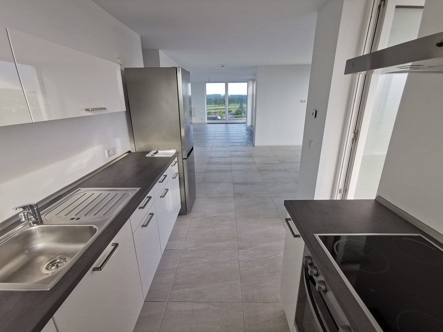 Prenájom bytu 3-izbový 106 m², Nürnberg / Großgründlach, Bavorsko Prenájom bytu 3-izbový 106 m², Nürnberg / Großgründlach, Bavorsko