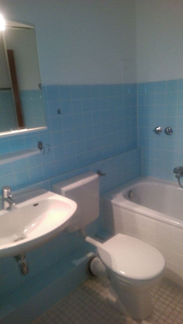 Prenájom bytu 1-izbový 33 m², Frankfurt-Eckenheim, Hesensko Prenájom bytu 1-izbový 33 m², Frankfurt-Eckenheim, Hesensko