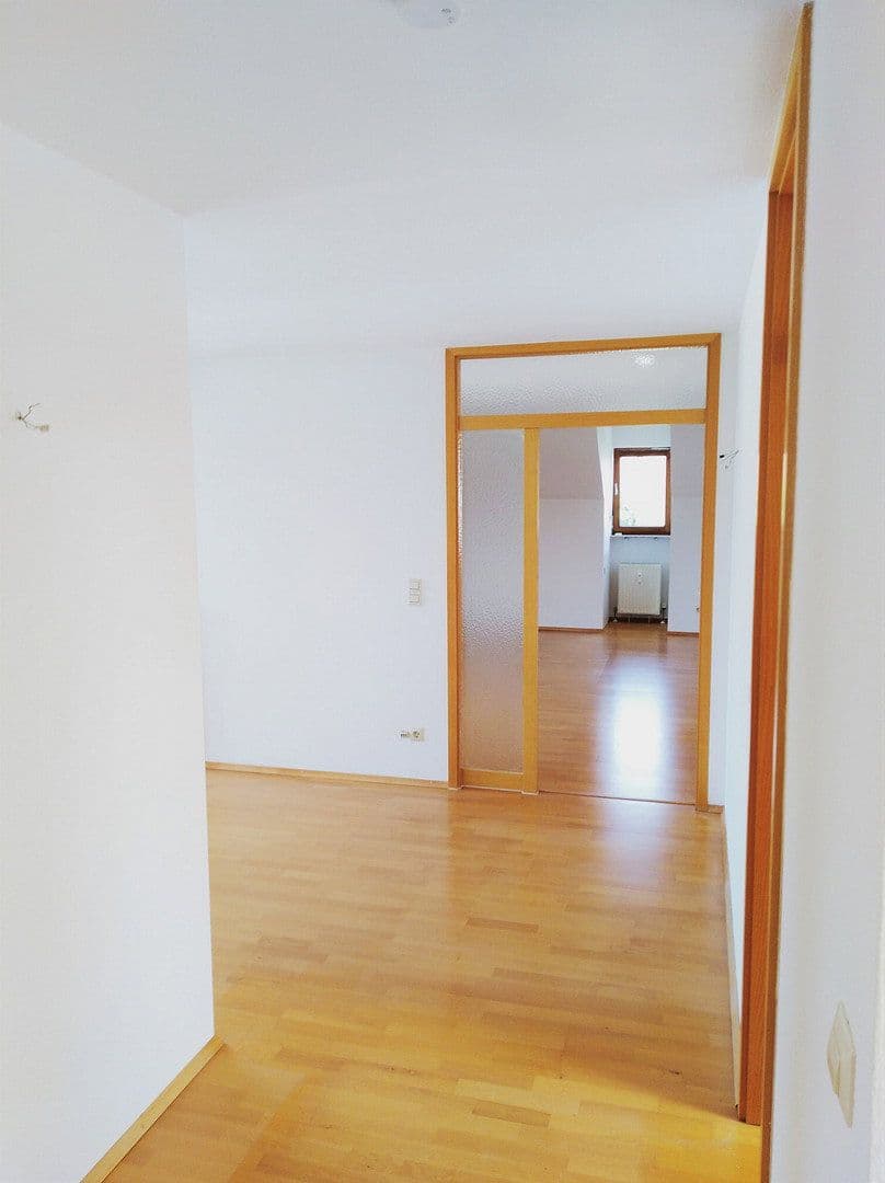 Prenájom bytu 3-izbový 95 m², Bad Boll, Bádensko-Wurttembersko Prenájom bytu 3-izbový 95 m², Bad Boll, Bádensko-Wurttembersko