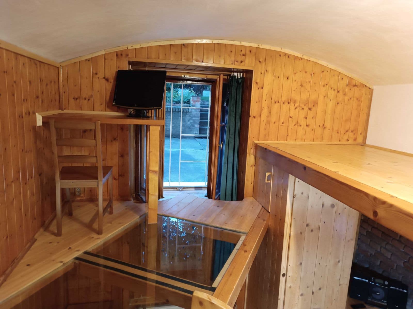 Prenájom bytu 18 m², Moravská, Praha, Praha Prenájom bytu 18 m², Moravská, Praha, Praha