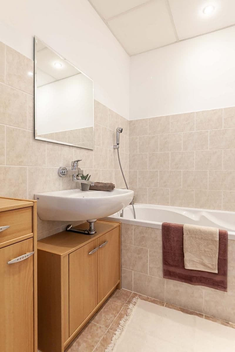 Predaj bytu 3-izbový 69 m², Kostřínská, Praha, Praha Predaj bytu 3-izbový 69 m², Kostřínská, Praha, Praha