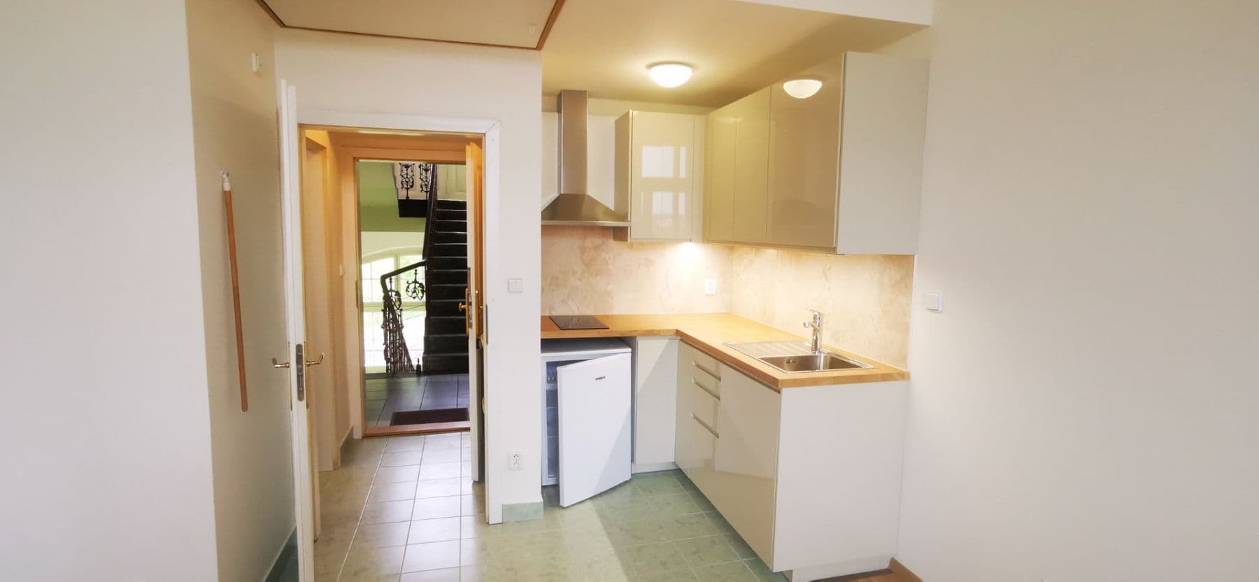 Prenájom bytu 1-izbový 28 m², Radlická, Praha, Praha Prenájom bytu 1-izbový 28 m², Radlická, Praha, Praha