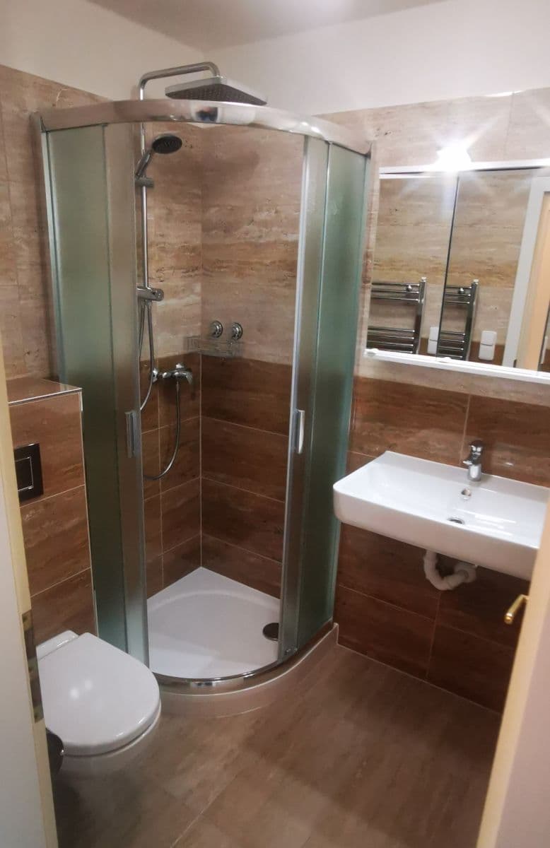 Prenájom bytu 1-izbový 28 m², Radlická, Praha, Praha Prenájom bytu 1-izbový 28 m², Radlická, Praha, Praha
