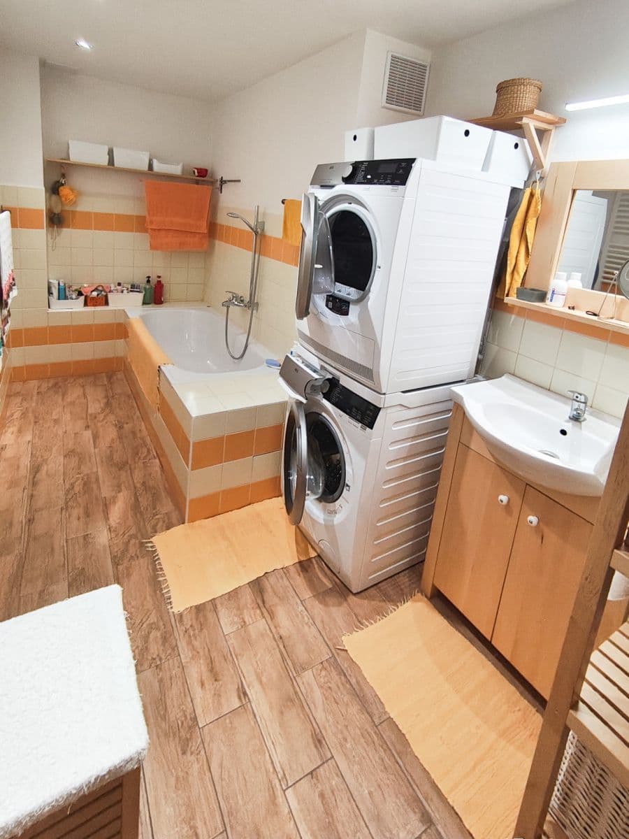 Predaj bytu 2-izbový 89 m², Štúrova, Nitra, Nitriansky kraj Predaj bytu 2-izbový 89 m², Štúrova, Nitra, Nitriansky kraj