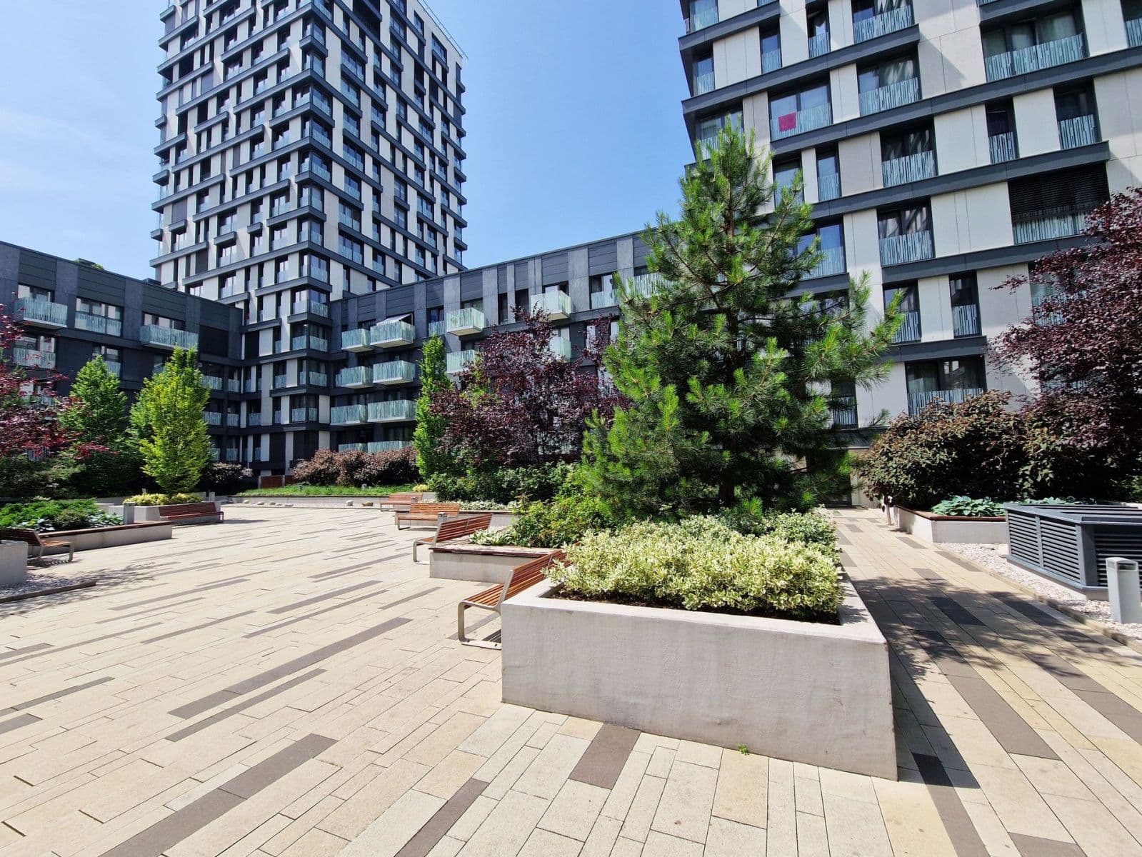 Prenájom bytu 1-izbový 37 m², Olšanská, Praha, Praha Prenájom bytu 1-izbový 37 m², Olšanská, Praha, Praha