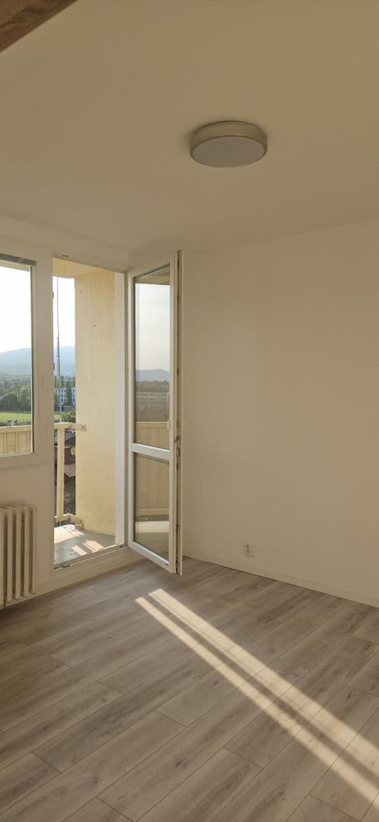 Predaj bytu 1-izbový 41 m², Jana Koziny, Teplice, Ústecký kraj Predaj bytu 1-izbový 41 m², Jana Koziny, Teplice, Ústecký kraj
