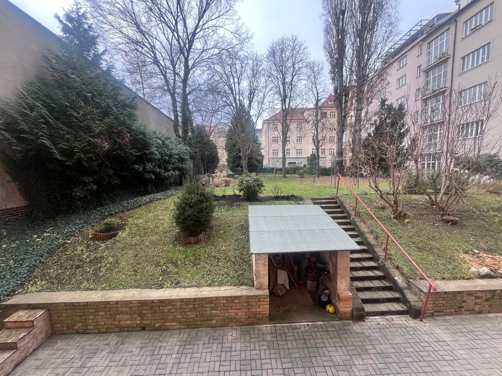 Prenájom bytu 2-izbový 52 m², Jugoslávských partyzánů, Praha, Praha Prenájom bytu 2-izbový 52 m², Jugoslávských partyzánů, Praha, Praha
