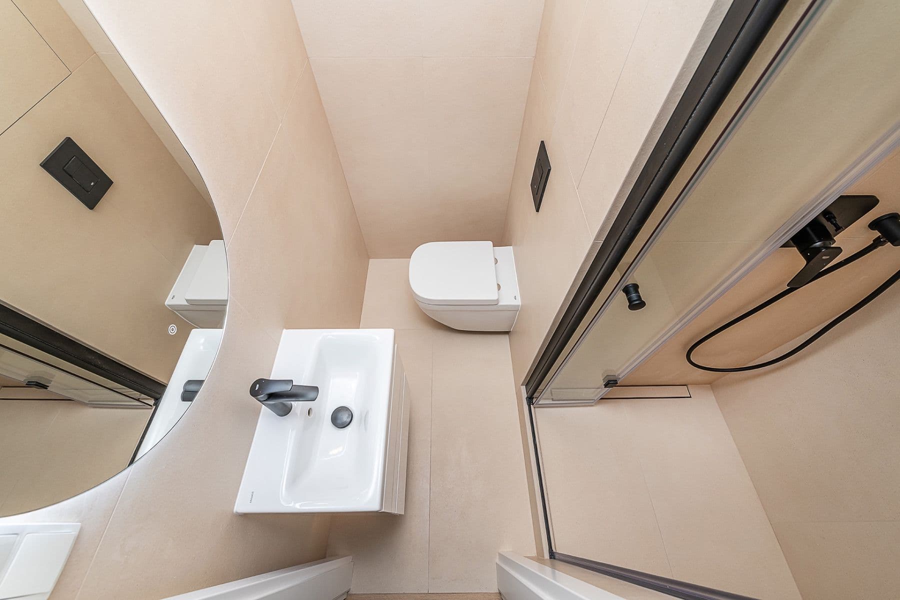 Predaj bytu 4-izbový 83 m², Čeljabinská, Praha, Praha Predaj bytu 4-izbový 83 m², Čeljabinská, Praha, Praha