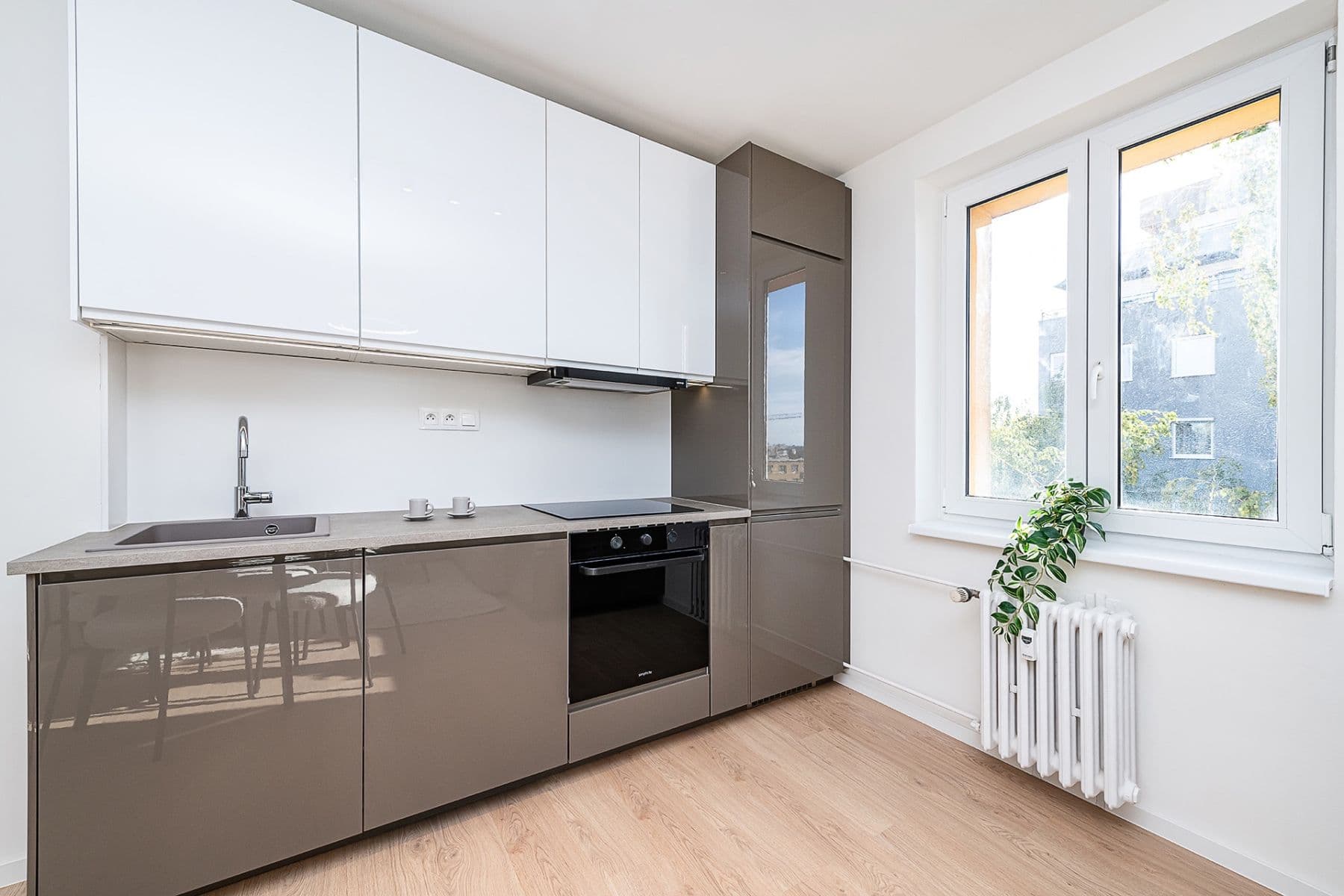 Predaj bytu 4-izbový 83 m², Čeljabinská, Praha, Praha Predaj bytu 4-izbový 83 m², Čeljabinská, Praha, Praha
