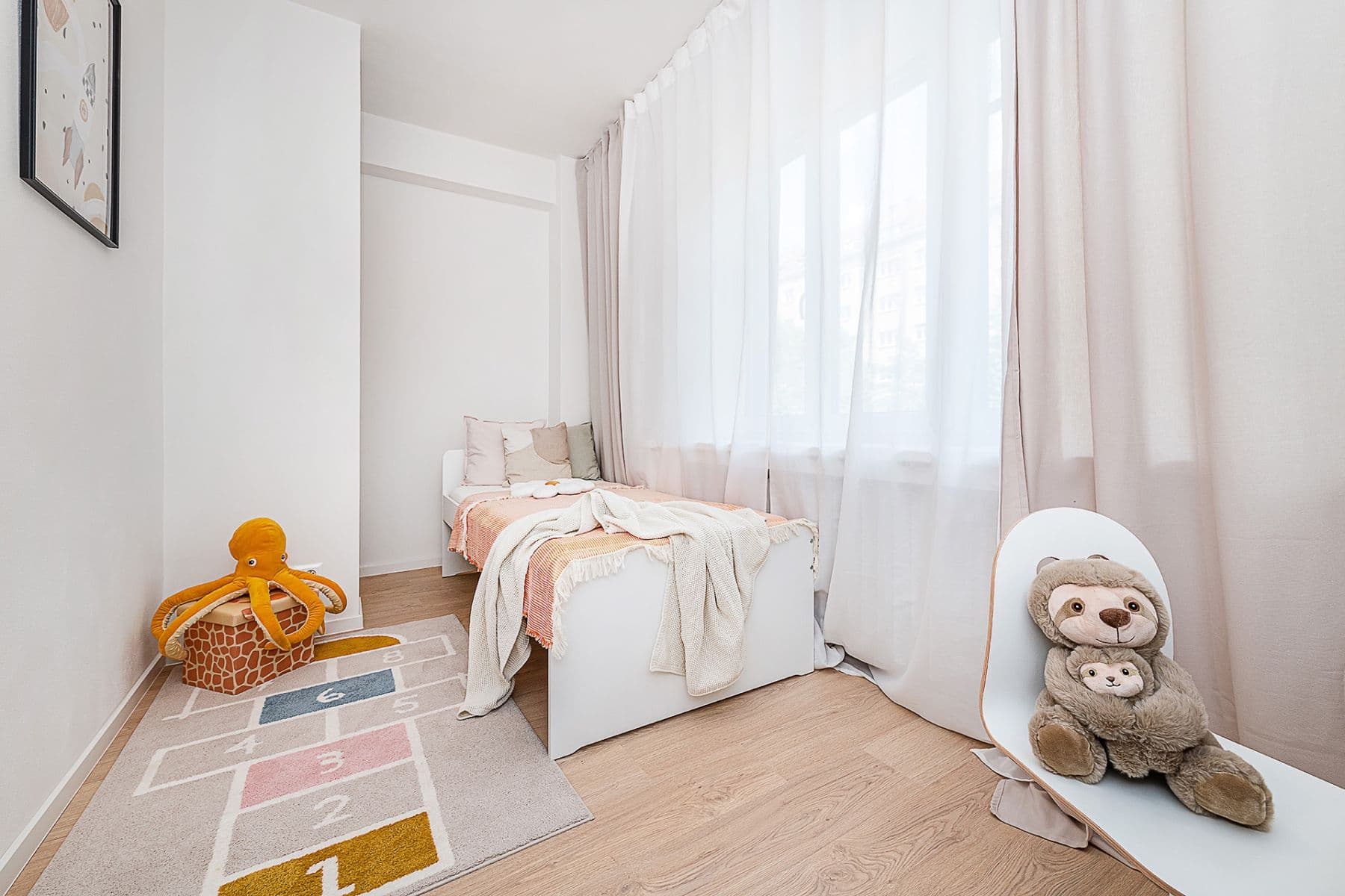 Predaj bytu 4-izbový 83 m², Čeljabinská, Praha, Praha Predaj bytu 4-izbový 83 m², Čeljabinská, Praha, Praha