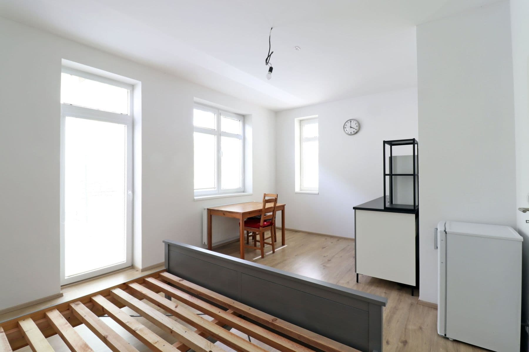Prenájom bytu 1-izbový 27 m², Bečovská, Praha, Praha Prenájom bytu 1-izbový 27 m², Bečovská, Praha, Praha