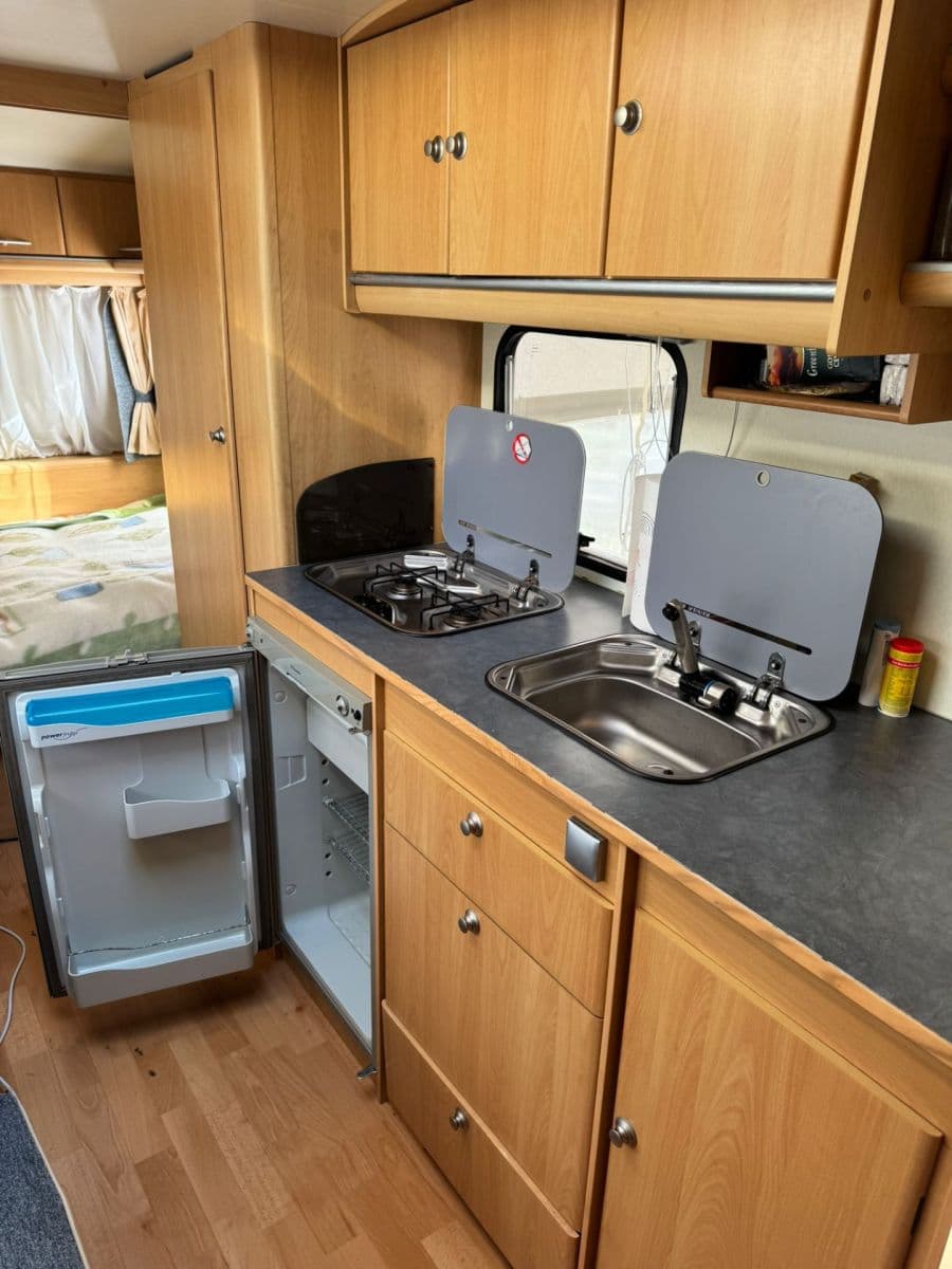Predaj rekreačného objektu 20 m², pozemek 25 m², Slapy, Středočeský kraj Predaj rekreačného objektu 20 m², pozemek 25 m², Slapy, Středočeský kraj