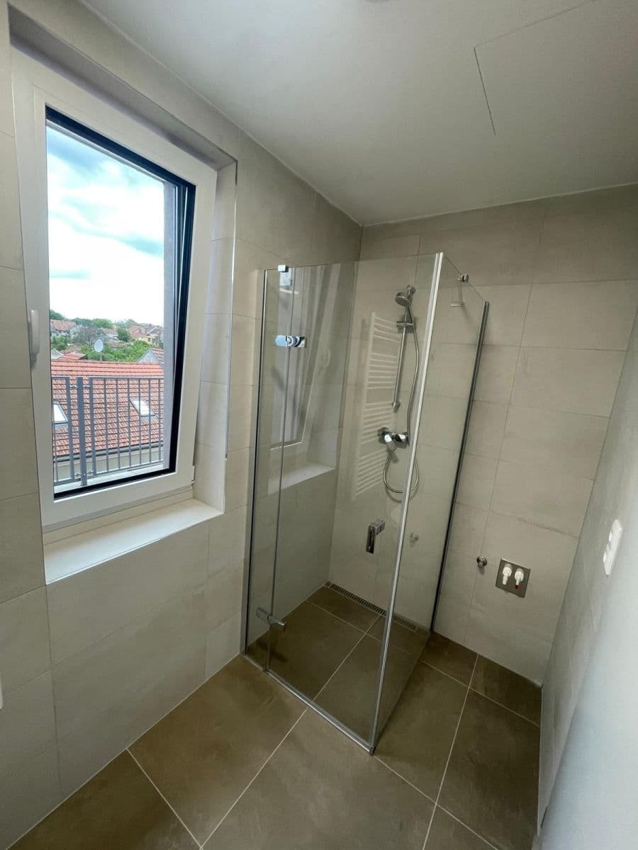 Prenájom bytu 2-izbový 39 m², Jana Fibicha, Ivančice, Jihomoravský kraj Prenájom bytu 2-izbový 39 m², Jana Fibicha, Ivančice, Jihomoravský kraj