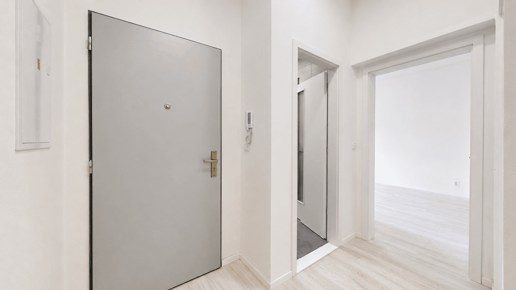 Prenájom bytu 3-izbový 82 m², Moskevská, Ústí nad Labem, Ústecký kraj Prenájom bytu 3-izbový 82 m², Moskevská, Ústí nad Labem, Ústecký kraj
