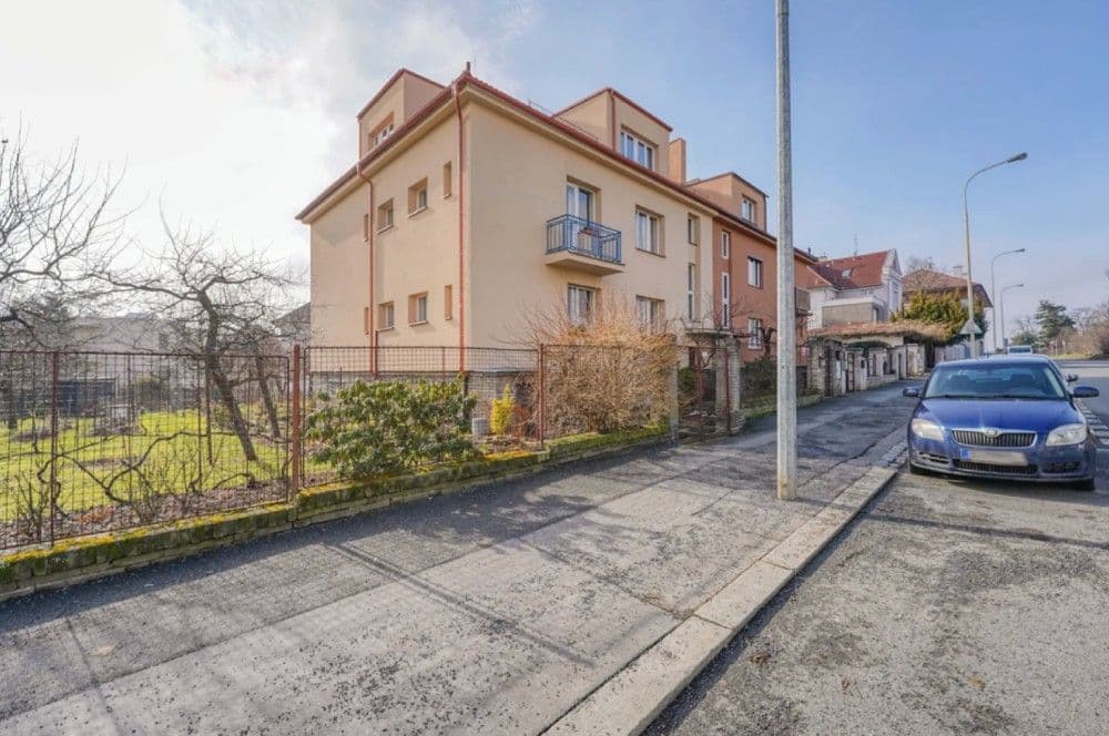 Prenájom bytu 4-izbový 98 m², Na Balkáně, Praha, Praha Prenájom bytu 4-izbový 98 m², Na Balkáně, Praha, Praha