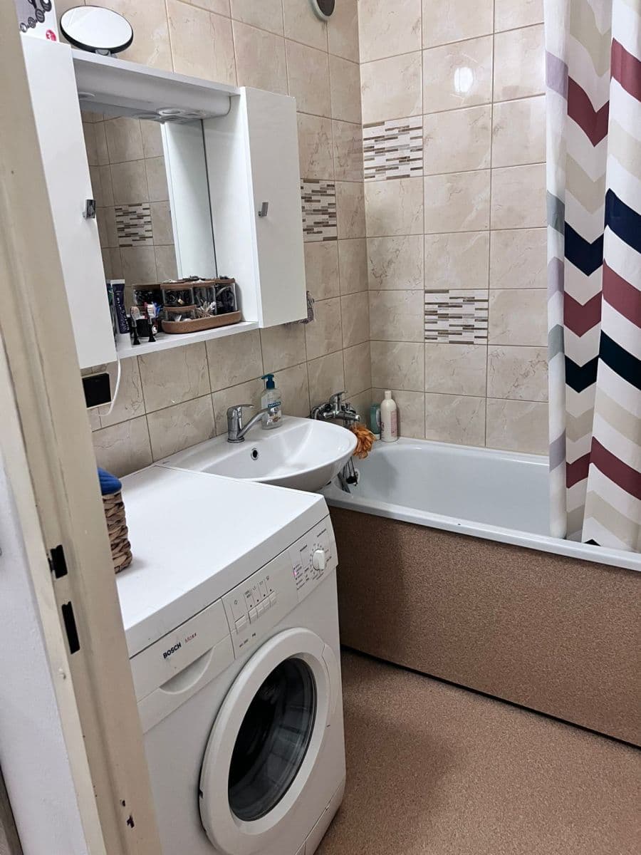Prenájom bytu 2-izbový 48 m², Oblá, Brno, Jihomoravský kraj Prenájom bytu 2-izbový 48 m², Oblá, Brno, Jihomoravský kraj