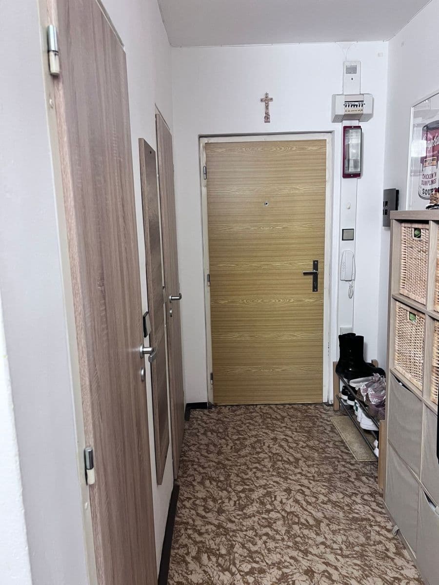 Prenájom bytu 2-izbový 48 m², Oblá, Brno, Jihomoravský kraj Prenájom bytu 2-izbový 48 m², Oblá, Brno, Jihomoravský kraj