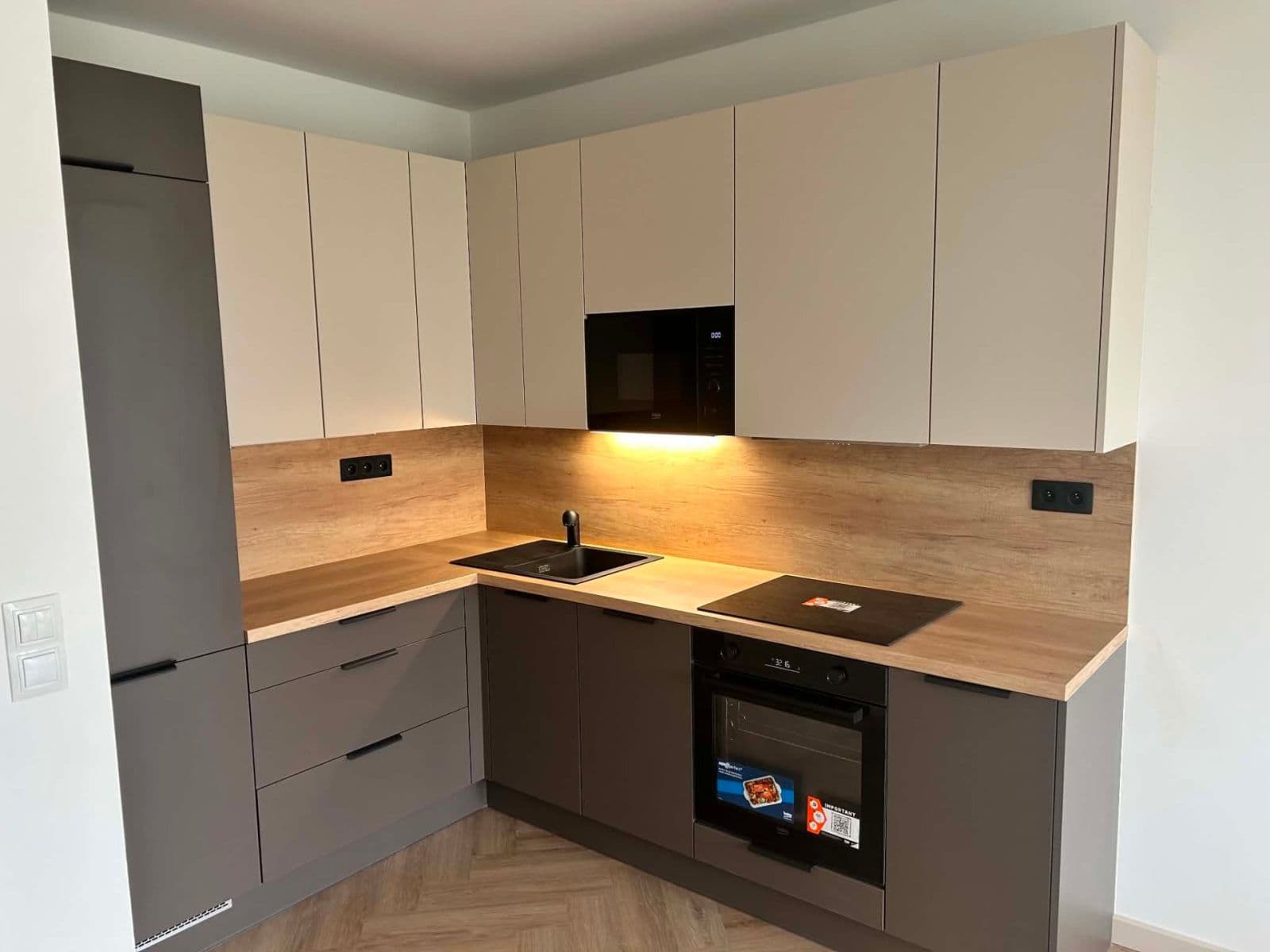 Prenájom bytu 2-izbový 47 m², Kryšpínova, Praha, Praha Prenájom bytu 2-izbový 47 m², Kryšpínova, Praha, Praha
