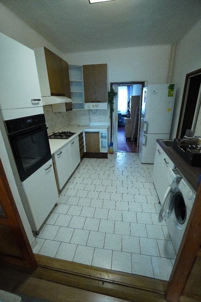 Prenájom bytu 3-izbový 64 m², 5. května, Praha, Praha Prenájom bytu 3-izbový 64 m², 5. května, Praha, Praha