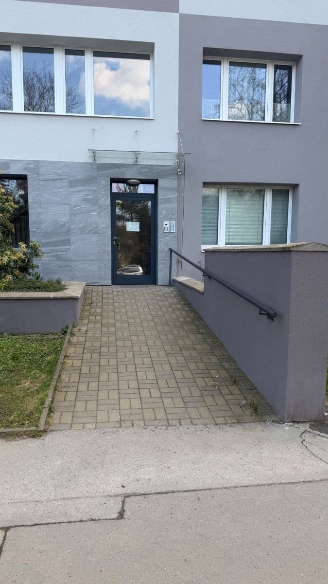 Predaj bytu 3-izbový 68 m², Pujmanové, Praha, Praha Predaj bytu 3-izbový 68 m², Pujmanové, Praha, Praha