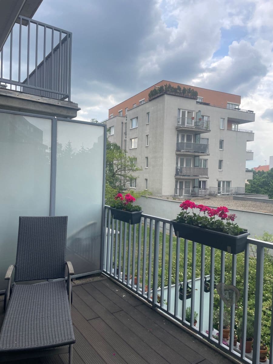 Prenájom bytu 2-izbový 75 m², Počernická, Praha, Praha Prenájom bytu 2-izbový 75 m², Počernická, Praha, Praha