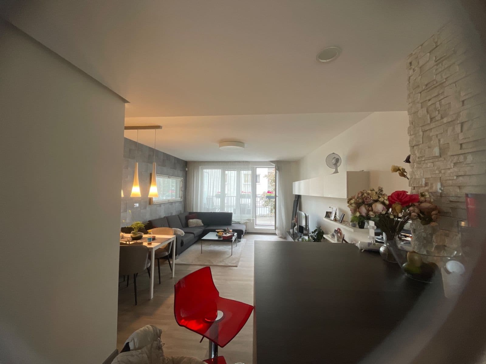 Prenájom bytu 2-izbový 75 m², Počernická, Praha, Praha Prenájom bytu 2-izbový 75 m², Počernická, Praha, Praha