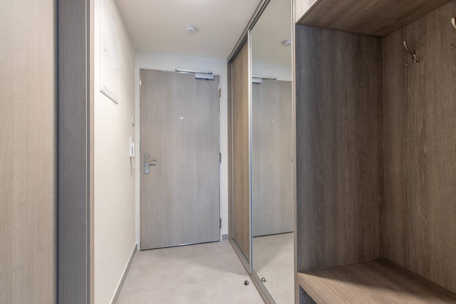 Prenájom bytu 1-izbový 32 m², Poděbradská, Praha, Praha Prenájom bytu 1-izbový 32 m², Poděbradská, Praha, Praha