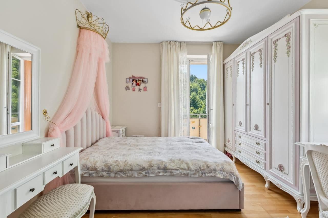 Predaj bytu 4-izbový 130 m², Nebozízek, Karlovy Vary, Karlovarský kraj Predaj bytu 4-izbový 130 m², Nebozízek, Karlovy Vary, Karlovarský kraj