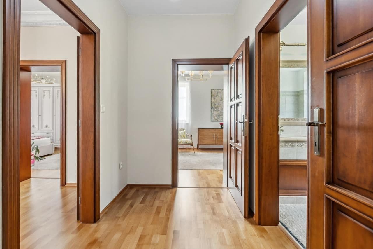 Predaj bytu 4-izbový 130 m², Nebozízek, Karlovy Vary, Karlovarský kraj Predaj bytu 4-izbový 130 m², Nebozízek, Karlovy Vary, Karlovarský kraj