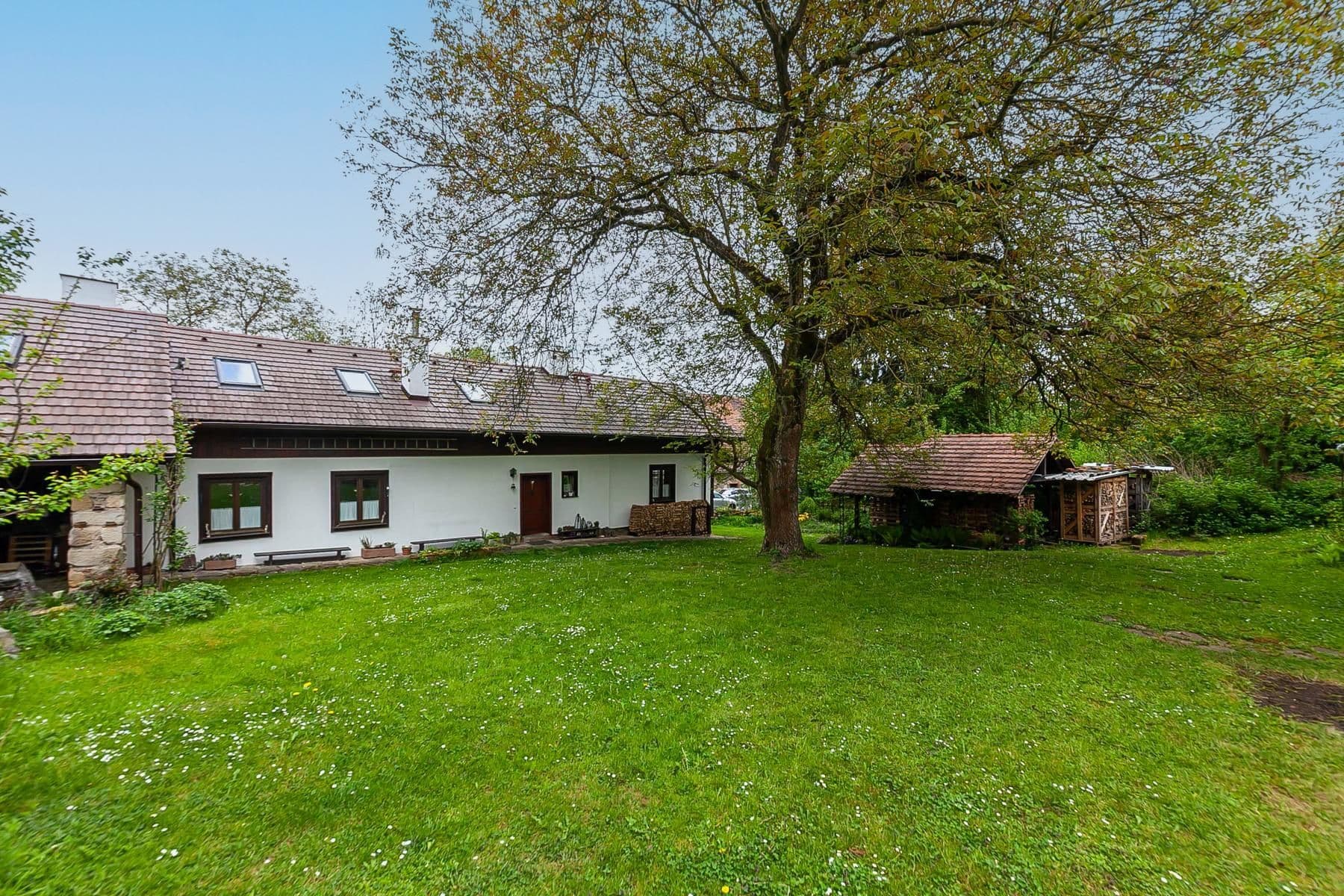 Predaj domu 196 m², pozemek 3.460 m², Staré Hrady, Královéhradecký kraj Predaj domu 196 m², pozemek 3.460 m², Staré Hrady, Královéhradecký kraj