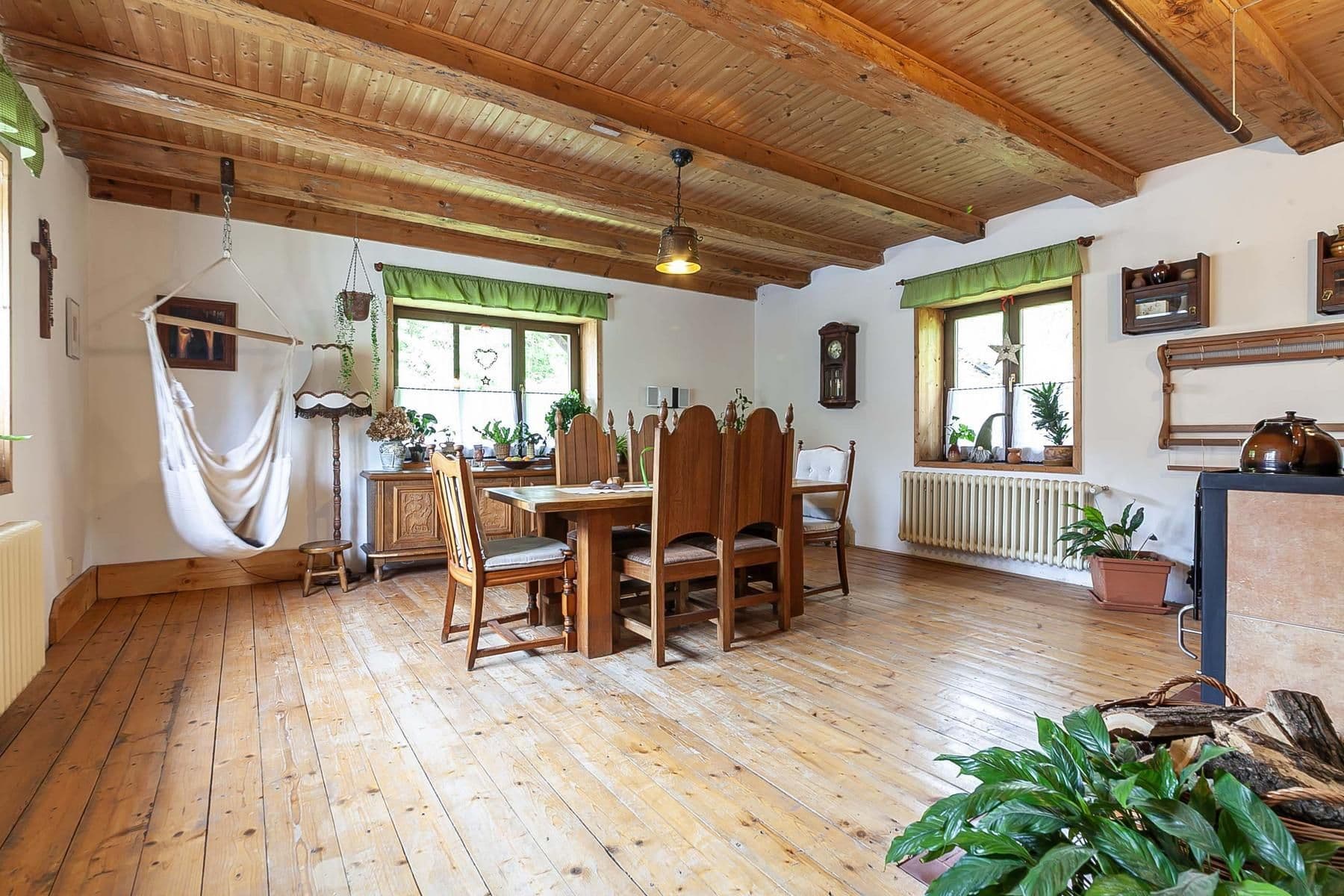 Predaj domu 196 m², pozemek 3.460 m², Staré Hrady, Královéhradecký kraj Predaj domu 196 m², pozemek 3.460 m², Staré Hrady, Královéhradecký kraj