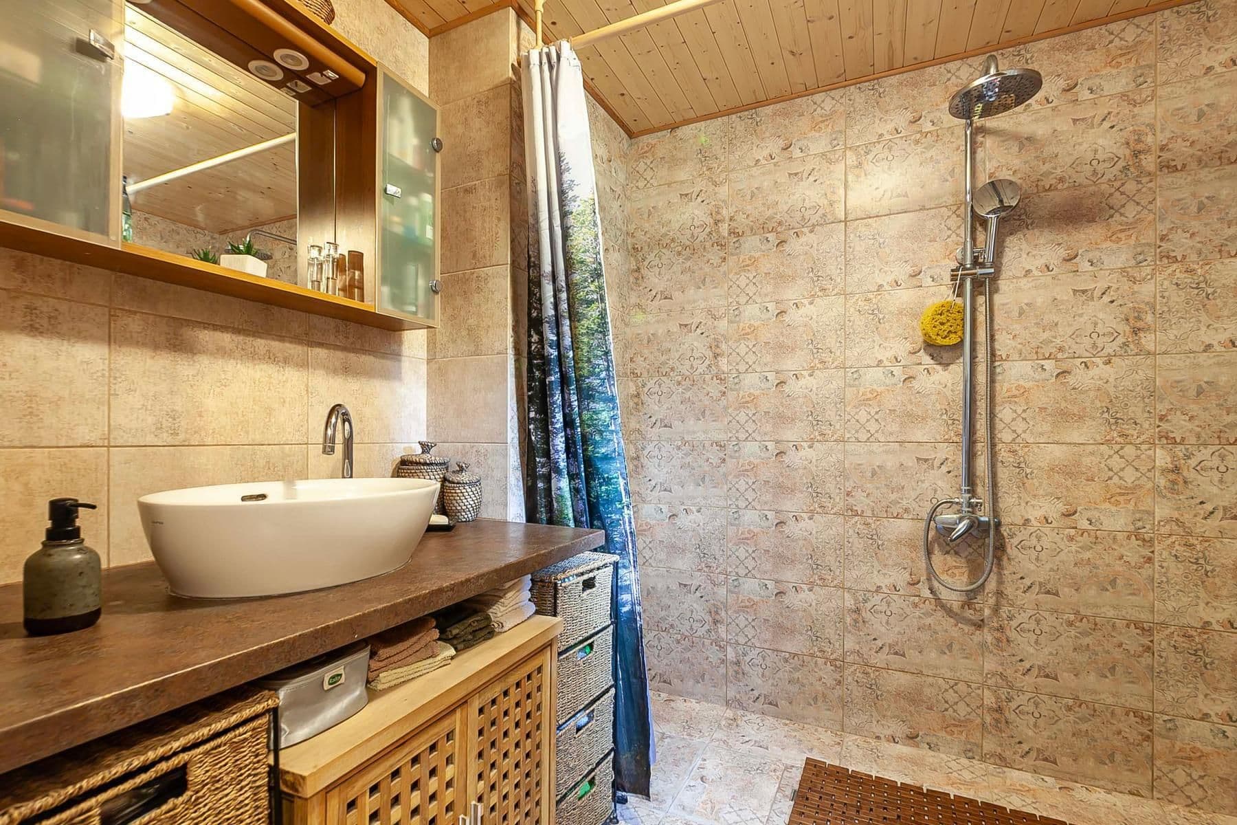 Predaj domu 196 m², pozemek 3.460 m², Staré Hrady, Královéhradecký kraj Predaj domu 196 m², pozemek 3.460 m², Staré Hrady, Královéhradecký kraj