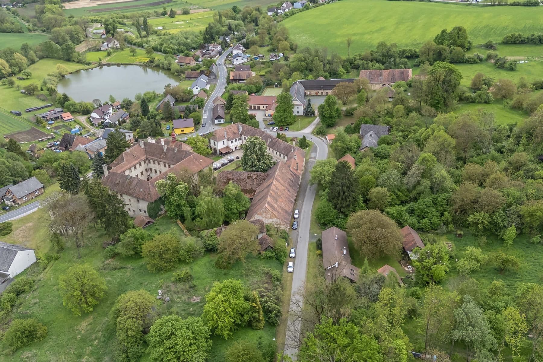 Predaj domu 196 m², pozemek 3.460 m², Staré Hrady, Královéhradecký kraj Predaj domu 196 m², pozemek 3.460 m², Staré Hrady, Královéhradecký kraj