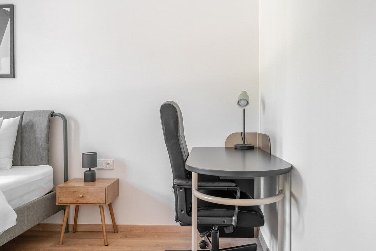 Prenájom bytu 51 m², Plzeňská, Praha, Praha Prenájom bytu 51 m², Plzeňská, Praha, Praha