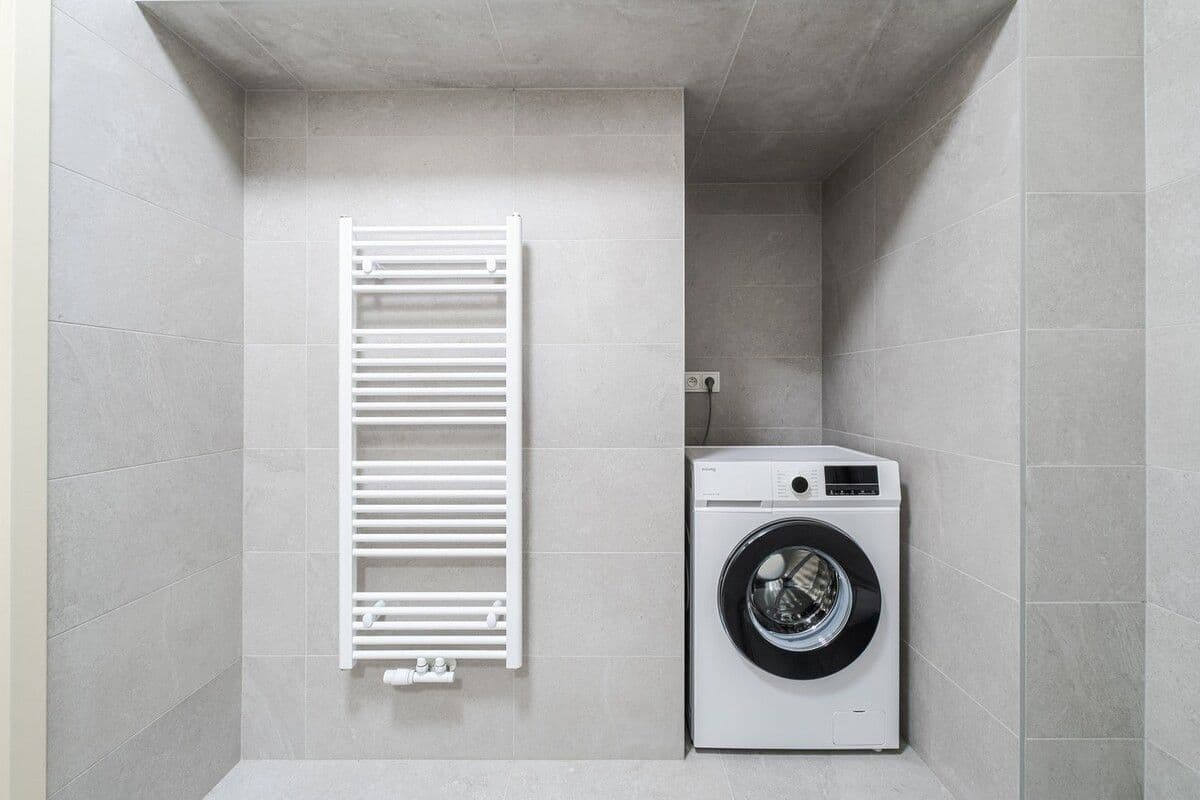 Prenájom bytu 51 m², Plzeňská, Praha, Praha Prenájom bytu 51 m², Plzeňská, Praha, Praha