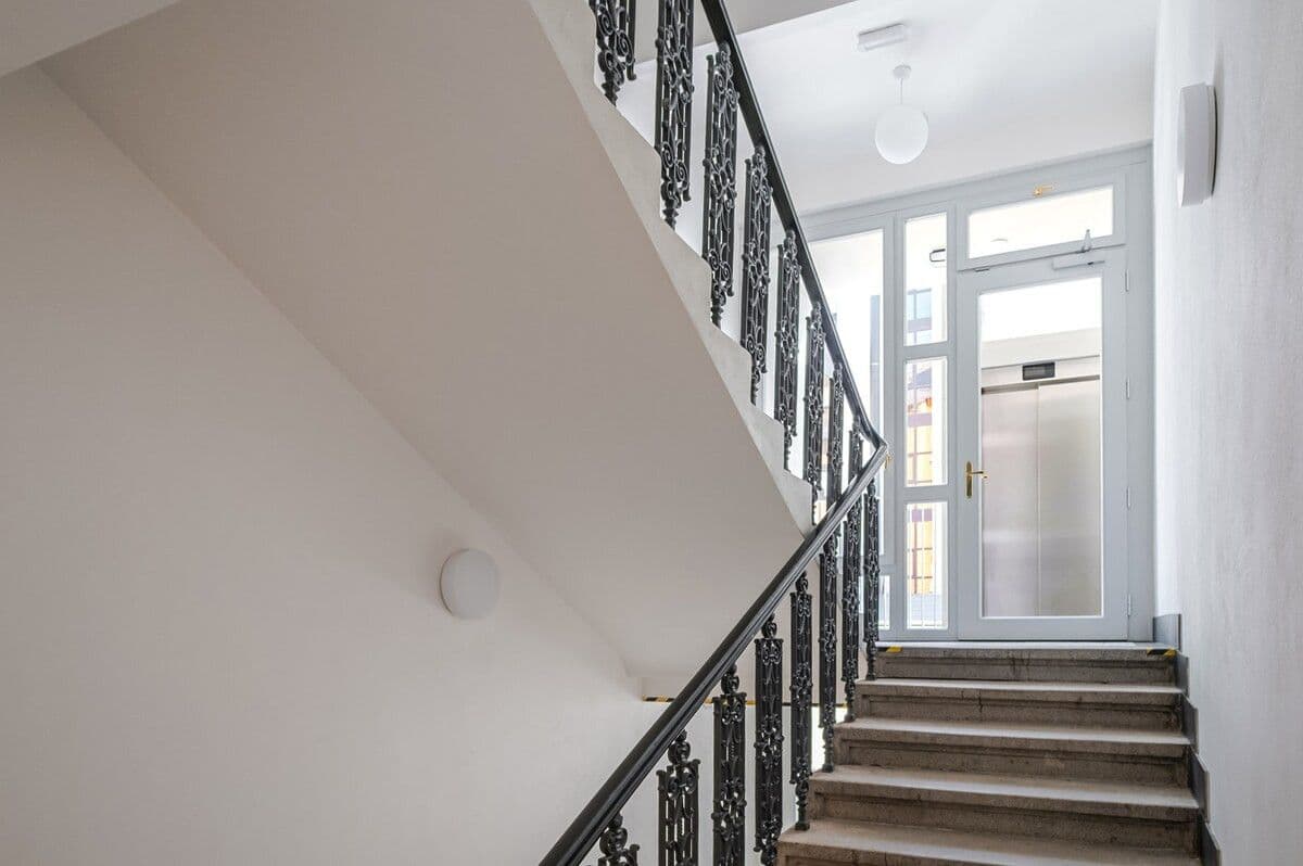 Prenájom bytu 51 m², Plzeňská, Praha, Praha Prenájom bytu 51 m², Plzeňská, Praha, Praha