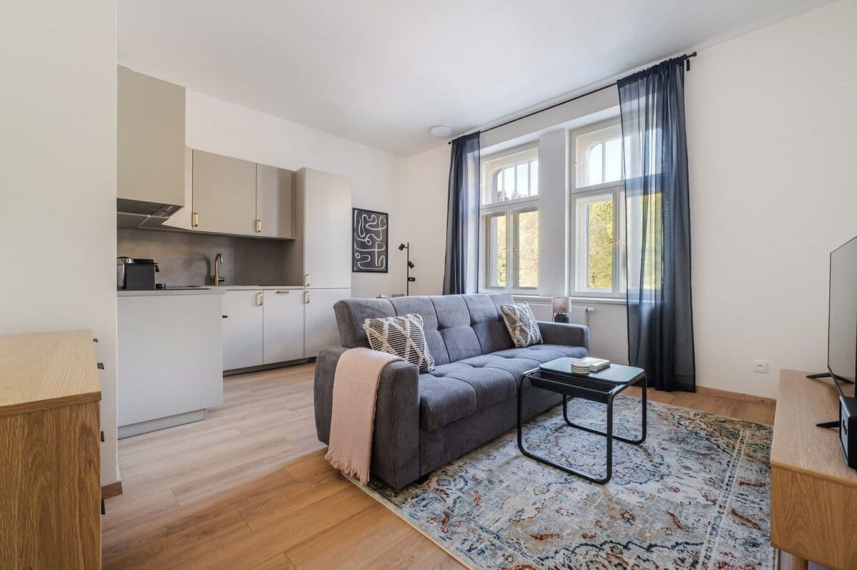 Prenájom bytu 51 m², Plzeňská, Praha, Praha Prenájom bytu 51 m², Plzeňská, Praha, Praha