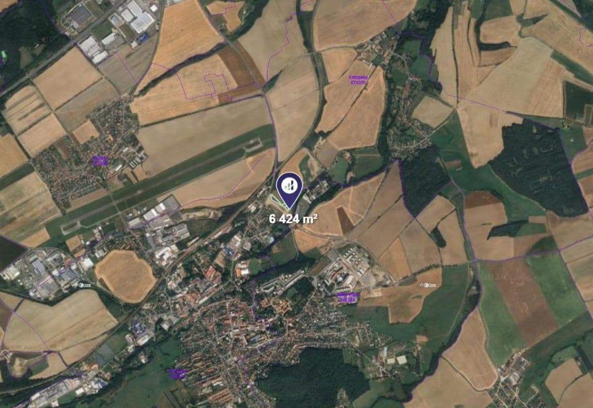 Predaj pozemku 6.424 m², Hořovice, Středočeský kraj Predaj pozemku 6.424 m², Hořovice, Středočeský kraj